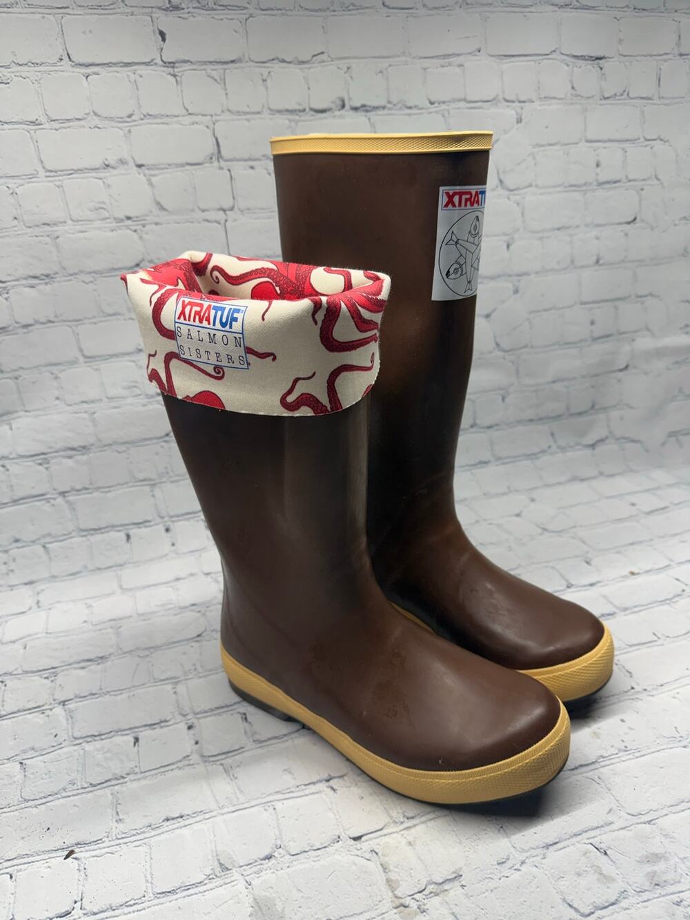 Xtratuf x Salmon Sisters  Women's Brown Neoprene Fishing Boot  15" Legacy Size 7